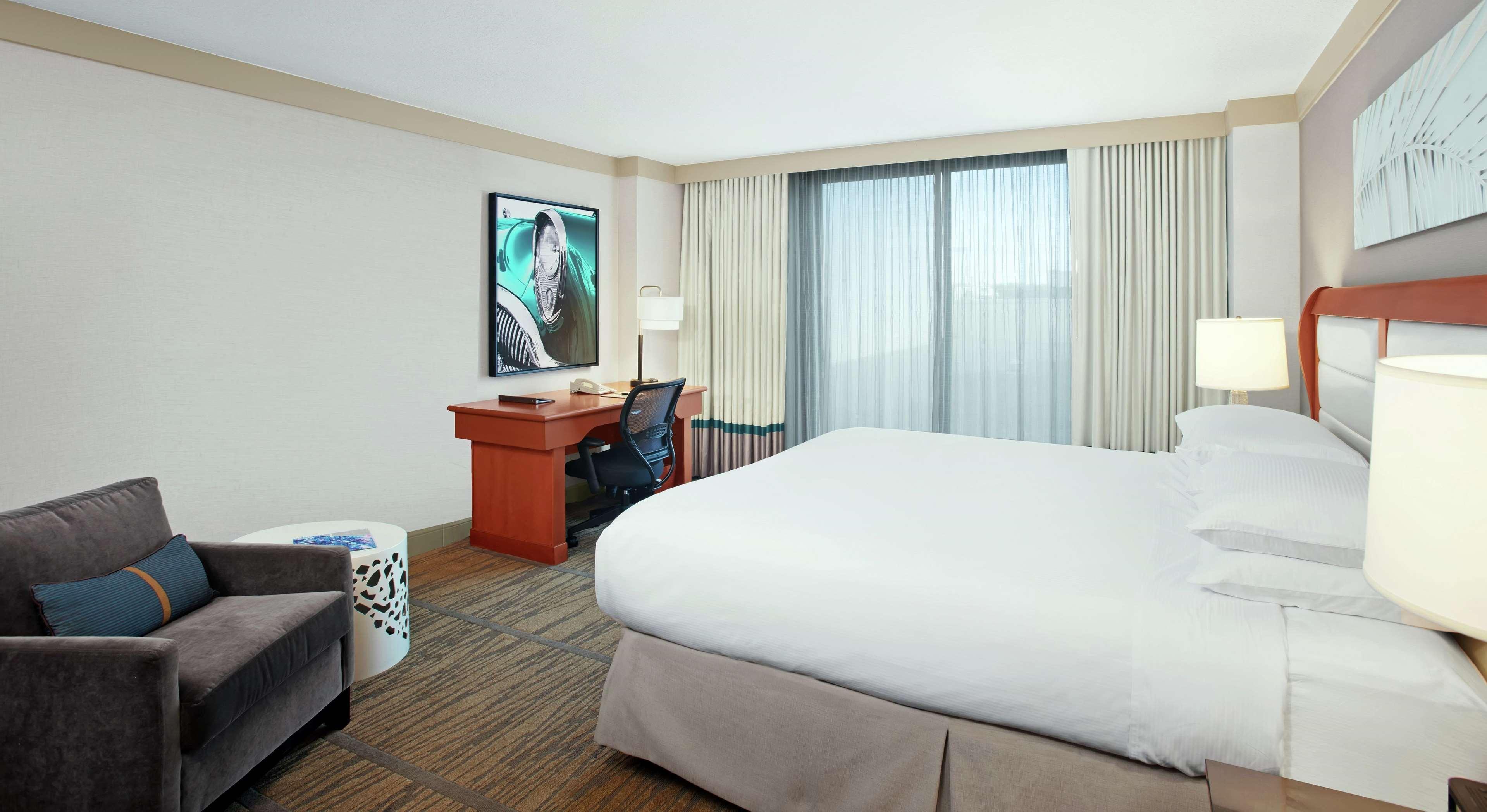 Doubletree By Hilton Hotel Miami Airport & Convention Center מראה חיצוני תמונה
