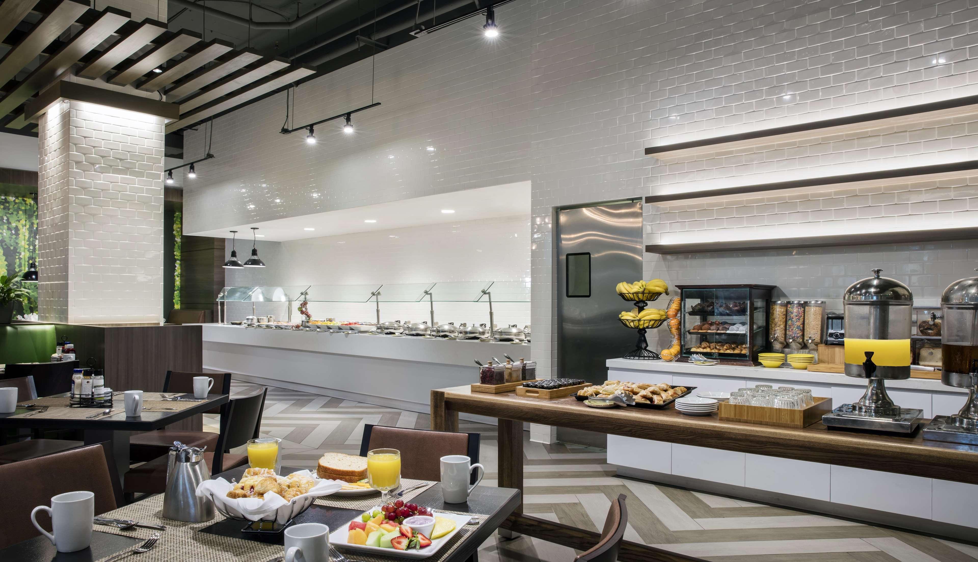 Doubletree By Hilton Hotel Miami Airport & Convention Center מראה חיצוני תמונה
