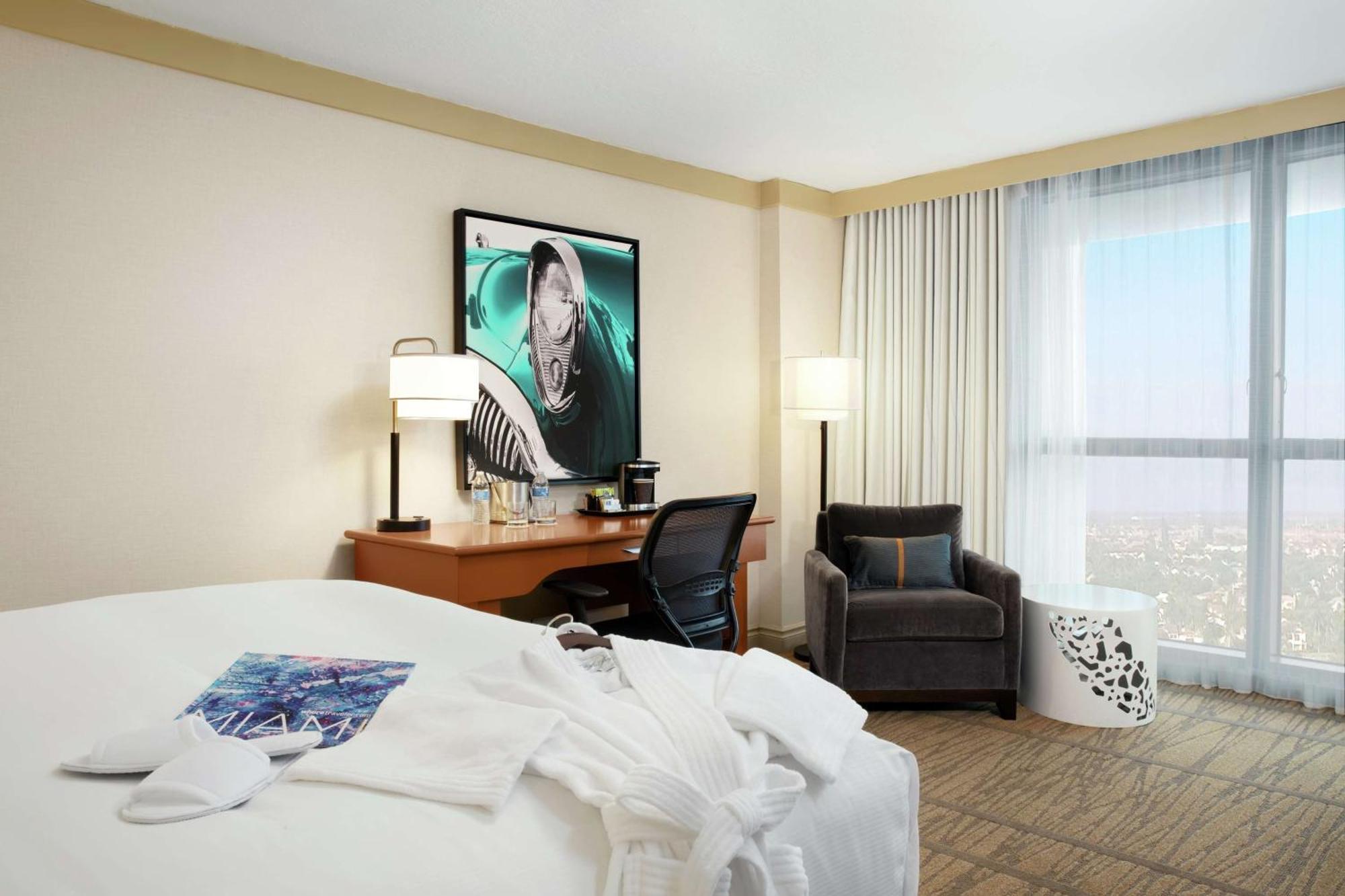Doubletree By Hilton Hotel Miami Airport & Convention Center מראה חיצוני תמונה